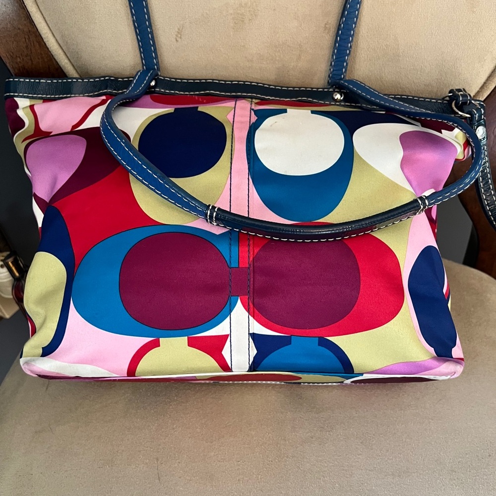 ✨Host Pick ✨ Coach Signature Multicolor Satin & Leather Tote & Bonus Belt Bag - Picture 9 of 17